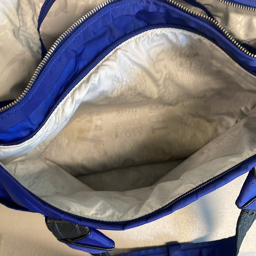 Lululemon 2011 Destined For Greatness Pigment Blu… - image 4